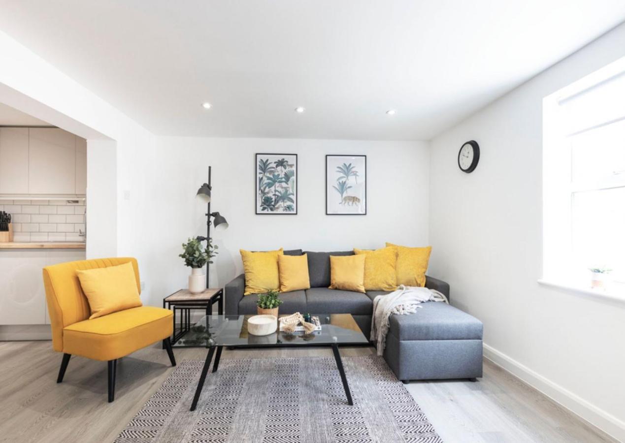 The White House Flat By Select Sa Lägenhet Reading Exteriör bild